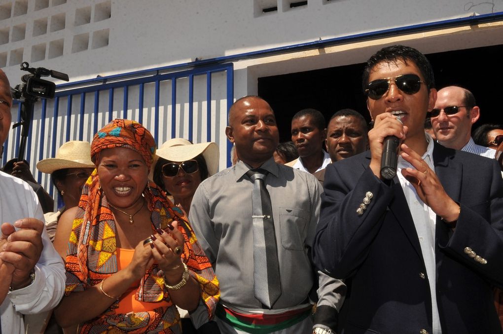 01.12.2012. Inauguration de la nouvelle gare routière de la ville d'Antsiranana par le Président de la Transiiton, Andry Rajoelina. 2-Photos : Harilala Randrianarison