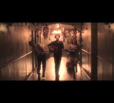 La Maison Violette écoute...