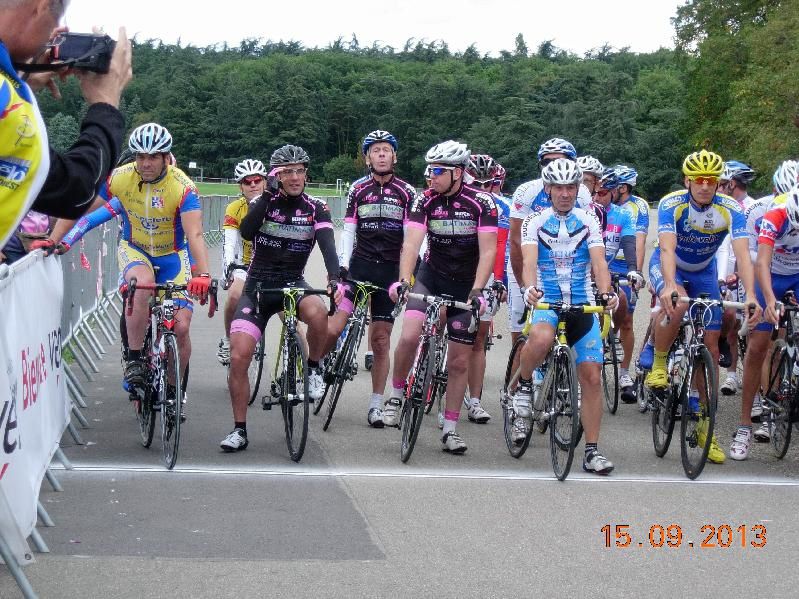 Grand Prix Cycliste de la Ville de Vénissieux. 
Epreuve FSGT
Dimanche 15 septembre 2013.
Organisé par les 3 clubs Vénissians