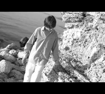 Dima Borodin reprend "Hero" de Enrique Iglesias.