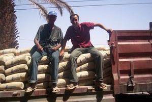 livraison  du ciment par Lafarge Maroc