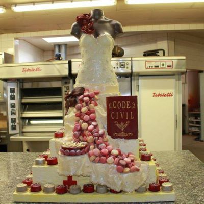 Une originale Pièce montée pour une fabuleuse célébration de mariage 