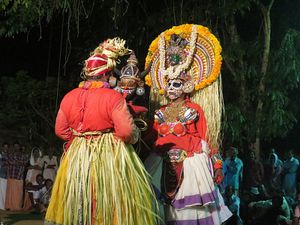 Le festival Mudiyettu, théâtre indien, Inde