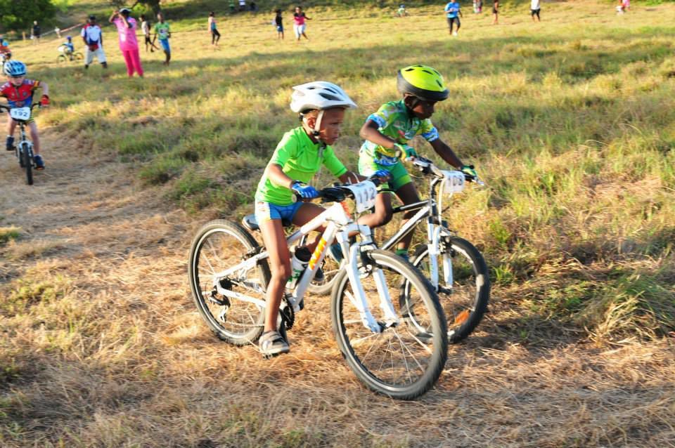 Classe 1. Activités récréative baby de vélo. 