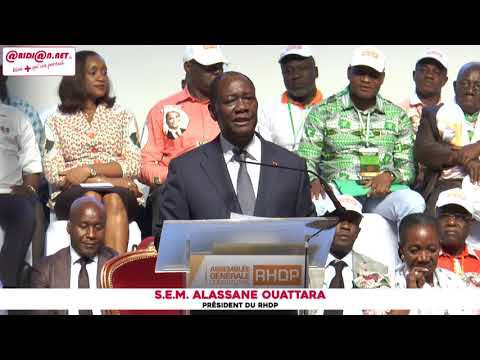 Alassane Ouattara : “Nous devons travailler le président Bédié et moi à transférer le pouvoir en 2020 à une nouvelle génération“