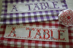 De nouvelles pochettes serviettes de table