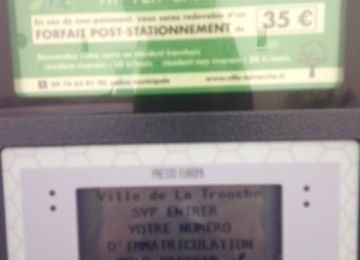 Prix du stationnement et du FPS à La Tronche, avril 2018