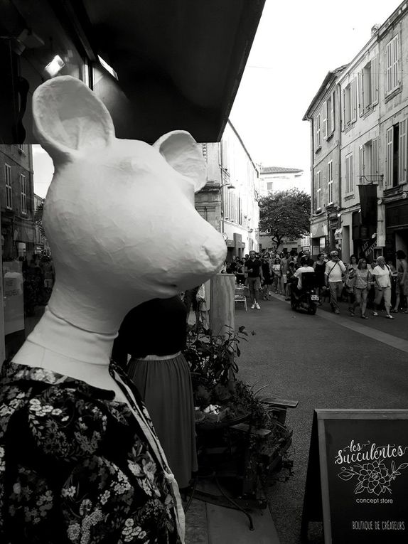 Photos prises pendant le festival d avignon 2018 elles sont signées par MNEW