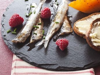 ANCHOIS AU VINAIGRE DE FRAMBOISE ET MELON ROTI