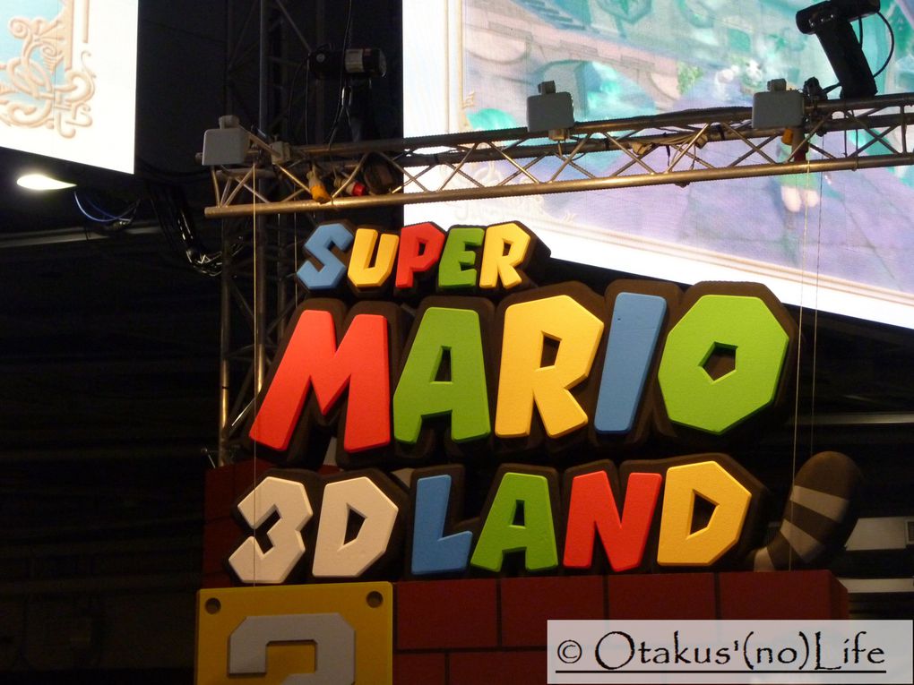 Voici les photos de la Paris Games Week 2011 ! Les photos de la soirée de lancement sont disponibles ici : http://otakusnolife.over-blog.com/album-1968886.html