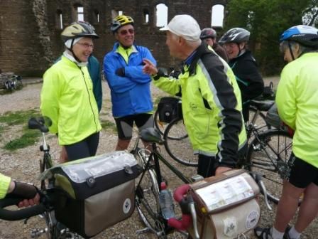 Flèche Vélocio et concentration cyclotouriste au Pontet.