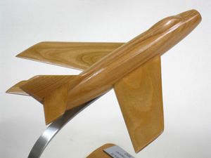 Marcel Dassault MD 454 Mystère IV (échelle : 1/50°, bois poirier et merisier)