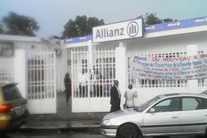 Inauguration de la nouvelle agence de la société ALLIANZ-CONGO ASSURANCES.