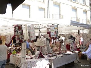 LE MARCHE D'UZES