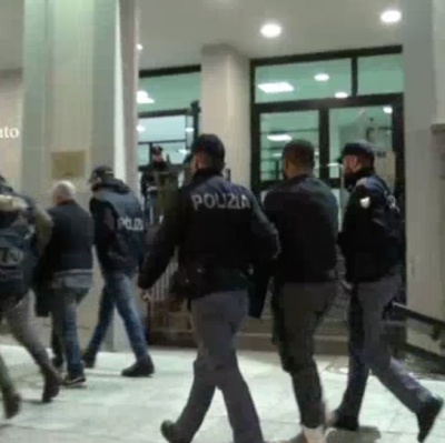 Napoli : la Camorra dézingue aussi 94