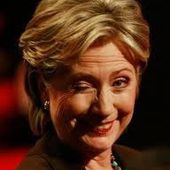 HILLARY CLINTON SAUVEE PAR LE SUICIDE DU COMPTABLE DU MACUMBA NIGHTS DE MARSEILLE - MOINS de BIENS PLUS de LIENS