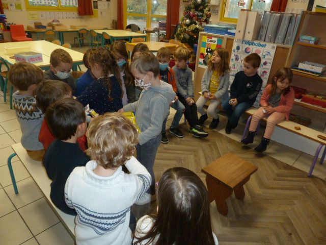 Joyeux Anniversaire Perrine Et Lucas Ecole Notre Dame Campeneac