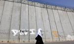 The Guardian.co.uk : "Tear down this Israeli wall" by Roger Water