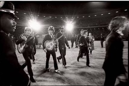 29th Aug 1966, The Beatles played their last concert before a paying audience, at Candlestick Park in San Francisco, California to a sold-out crowd of 25,000. John and Paul, knowing what the fans do not (that this will be the last concert ever) bring cameras on stage and take pictures between songs. During this tour, The Beatles have not played a single song from their latest album, Revolver. They