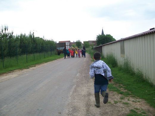 initiation des CP à l'équitation à l'école du Puit des Mèzes - juin 2010