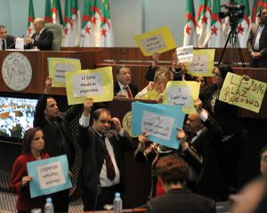 L'ALGERIE A ADOPTE SON BUDGET POUR 2016