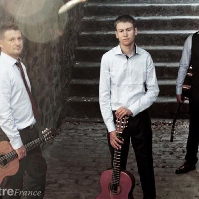 trio alborada, un trio de guitaristes classiques qui réinventent les pièces majeures du répertoire