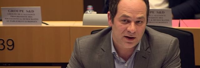 «Négociations TiSA : la Commission européenne joue avec le feu»