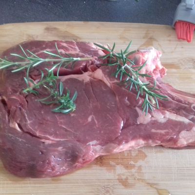 Une basse côte de boeuf à la plancha ....(un morceau qui gagne à être connu)