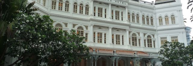 Au Raffles.