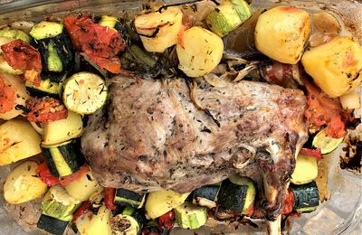 Epaule d'agneau et ses légumes