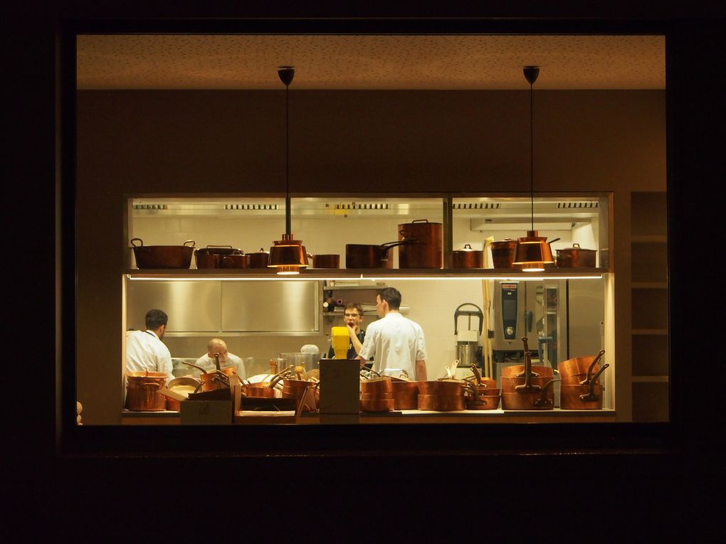 la galerie et la table du chef