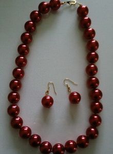 Perles rouges