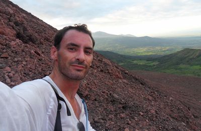 Novembre : premier volcan pour Guillaume Le Telica