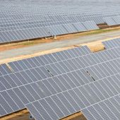 Comment Apple va devenir fournisseur d'énergie solaire - OOKAWA Corp.