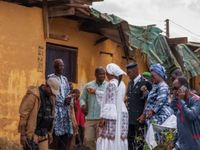 MINI-TORNADE A FRIA : LA MINISTRE ROSE POLA PRECEMOU REND VISITE AUX SINISTRES 