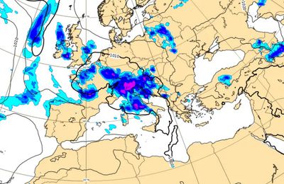 NEWS ITALIA E DAL MONDO Meteo, ancora temporali e allagamenti su quasi tutta l'Italia. Le regioni più colpite (e quanto durerà)