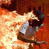 "Burning Man" à Caracas : l'histoire d'une photo explosive... et consensuelle