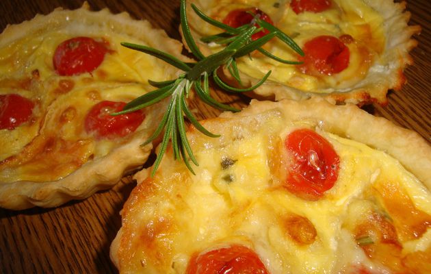 Tartelettes chèvre et tomates cerise