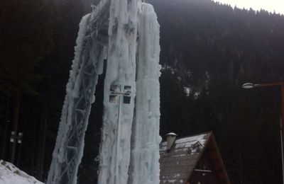 Cascade de glace artificielle au boréon ( vallée de la vésubie 06)