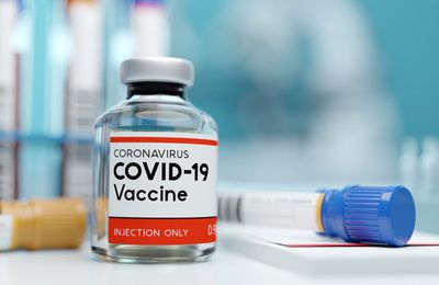 Dua Perusahaan Farmasi Lanjutkan Tes Vaksin Covid-19 di AS