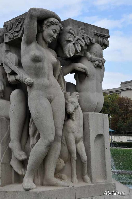 Sculptures prises au cours de mes déplacements et balades en France.