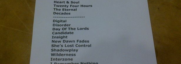 La liste des chansons  Peter Hook en concert à Hong Kong en 2014
