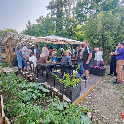 'Le Jardin" est ouvert, à Montfroc...