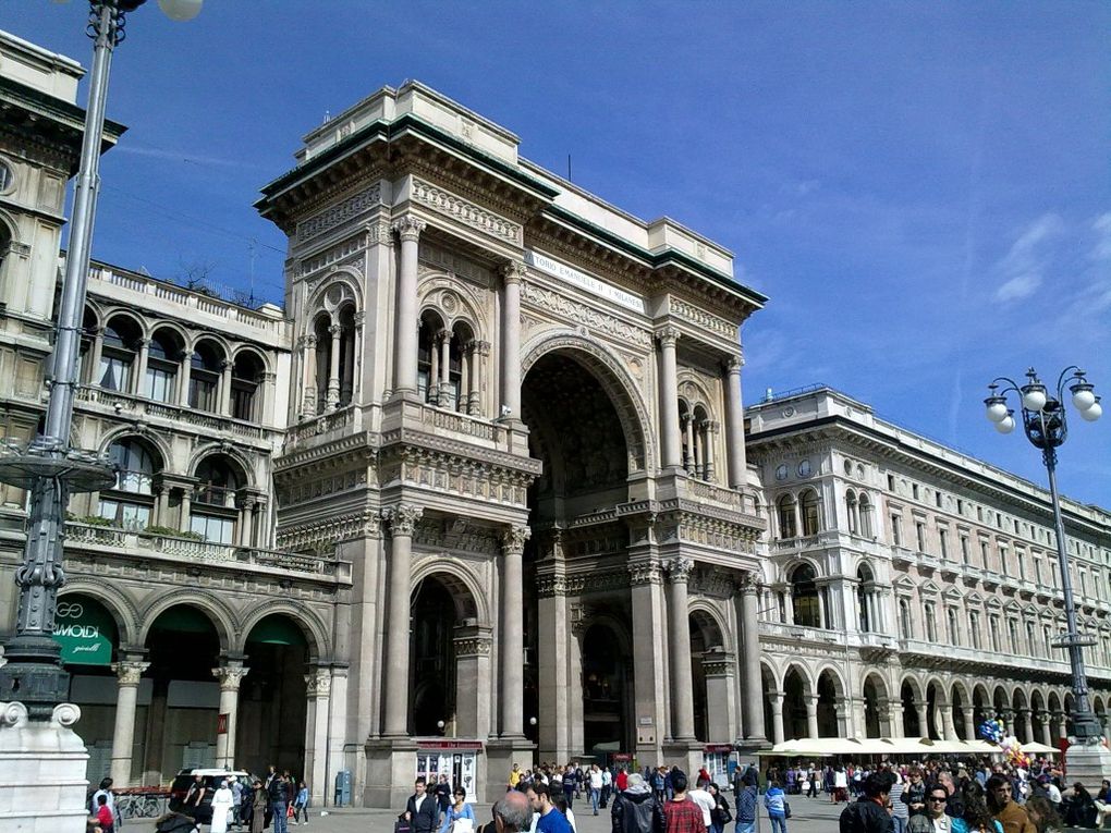 Photos prisent à Milan entre le 23 et le 29 mars.