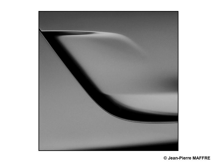Se replonger dans l’univers de la photo en noir et blanc est un véritable plaisir.