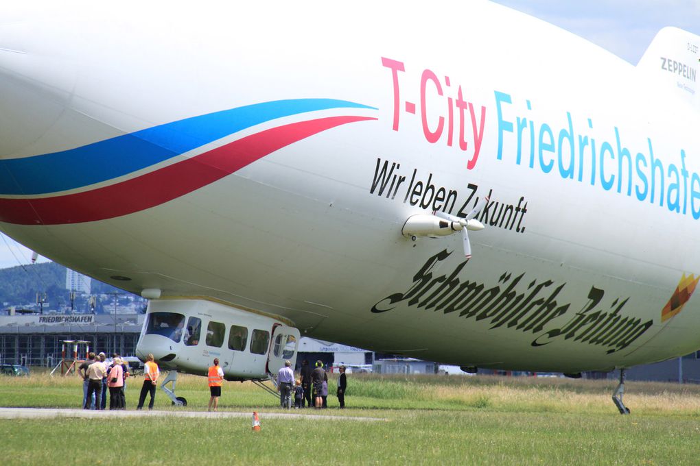 Visite du port de Friedrichshafen et le Zeppelin au bord du Lac de Constance.