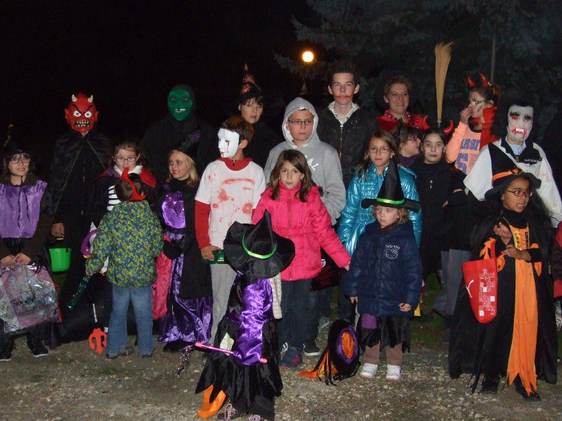 31 octobre 2013 : atelier et défilé d' Halloween