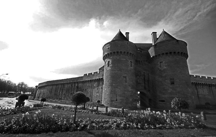 Photos de la ville de Guérande en noir et blanc