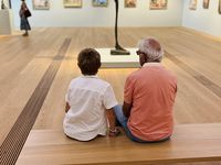 Françoise et Claude, puis les Nouches se succèdent avec nous au musée cantonal de beaux arts de Lausanne