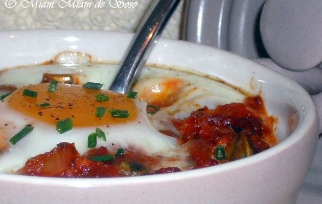 OEUFS COCOTTE A LA FLAMENCA